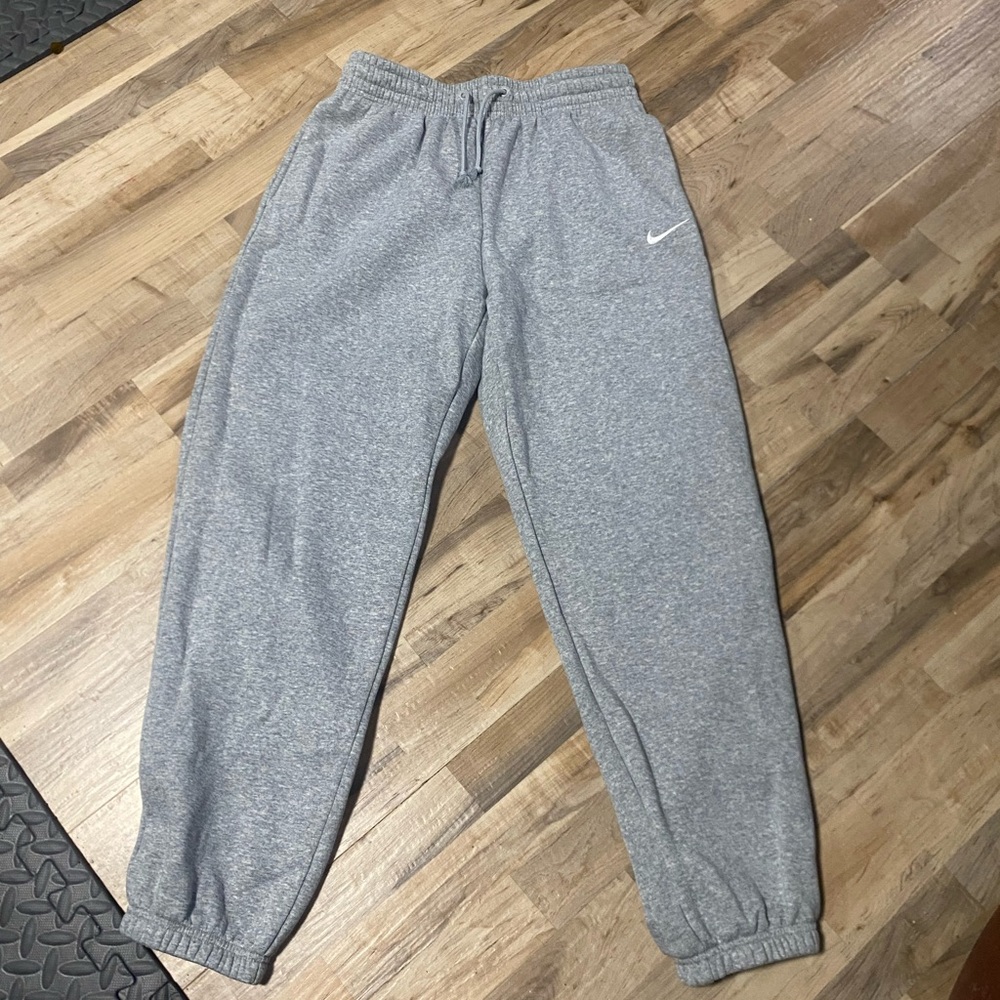 Nike Heather Gray Joggers